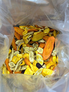 Mejor Precio 2026 Directo de Fábrica Vietnam: Snack de Frutas y Verduras Mixtas Crujientes de Alta Calidad, Bolsa de 250G, Venta al por Mayor OEM - Product Image 2