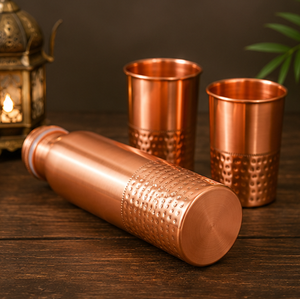 Ensemble de flacons en cuivre martelé de qualité supérieure avec verres – Vaisselle pour la maison, les voyages et les fêtes - Product Image 4