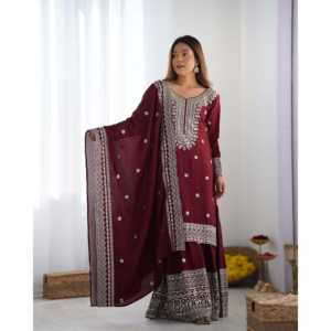 Magnifique ensemble Top-Plazo et Dupatta avec broderie lourde et travail de sequins, respirant pour les occasions quotidiennes - Product Image 3
