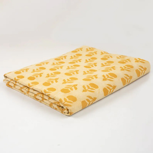 Tela de Algodón Estampada a Mano con Diseño Floral Color Mostaza, Ecológica, Ligera, 90 GSM, 43/44 Pulgadas de Ancho, para Vestidos de Niña y Decoración del Hogar - Product Image 1