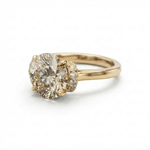 Anillo de Compromiso y Boda de Lujo en Oro Amarillo de 14K con Diamante Certificado IGI de 2.21 CT, Brillo Intenso para Aniversario, Fiestas y Uso Diario - Product Image 3