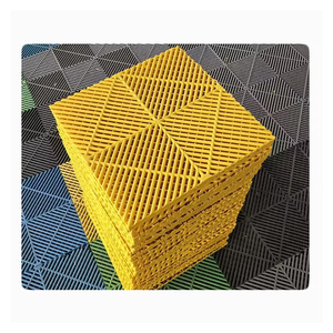 Dalles de sol en plastique mobiles robustes, antidérapantes, résistantes à l'usure, revêtement de sol en vinyle pour atelier, salle d'exposition et garage, matériau PP - Product Image 1