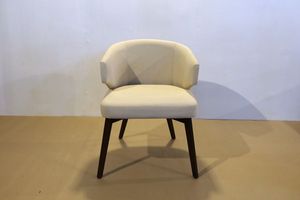 Elegante Silla de Comedor Tapizada en Beige con Patas de Madera de Teca, Diseño de Mediados de Siglo, Asiento de Tela, Muebles para el Hogar, Modelo CHA75 para Villas y Hoteles - Product Image 2