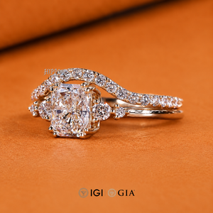 Ensemble de mariage en diamant de laboratoire, bague en diamant de laboratoire taille radiant de 1 à 2 carats, alliance incurvée, bague de fiançailles en diamant - Product Image 3