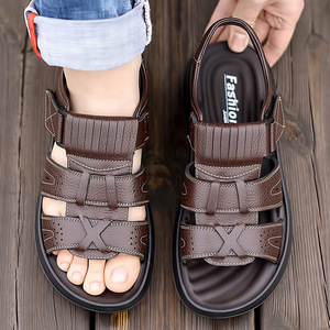 รองเท้าแตะหนังแท้ผู้ชายรุ่นใหม่ปี 2026 แฟชั่นสำหรับกิจกรรมกลางแจ้ง ขับรถ ชายหาด พื้นนุ่ม สวมใส่สบาย - Product Image 4