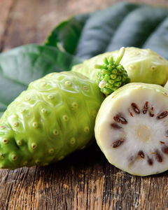 Fruits de Noni surgelés IQF du Vietnam, approvisionnement en vrac, fruits tropicaux - Product Image 2