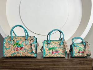 Bolso de Hombro de Cuero Vacuno Grabado a Mano con Diseño de Girasol para Mujer, Estilo Personalizado, de Lujo, para Viaje - Product Image 2