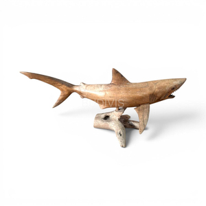 Figura de Tiburón Blanco Tallada a Mano en Madera Budivis, Base de Madera Natural, Estilo Art Deco, Escultura Náutica Ecológica - Product Image 4