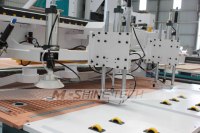 Machine de découpe CNC pour l'industrie du meuble, le traitement du bois et du MDF, machine de découpe à nidification 2130, changement d'outil en ligne droite, centre d'usinage