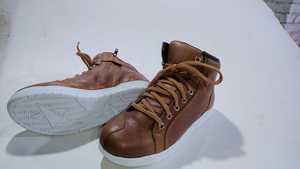 Zapatillas de hombre de moda Wera, zapatillas de cuero genuino marrón con cordones, todas las tallas disponibles - Product Image 4