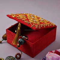 Boîte de rangement de luxe en carton épais pour bijoux de mariage, avec fermeture magnétique et motif papillon gravé