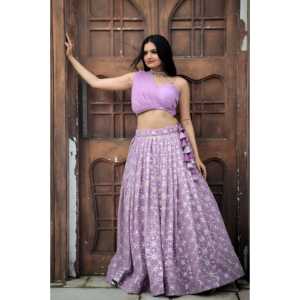Ensemble Lehenga Choli pour femmes de créateurs - Product Image 4