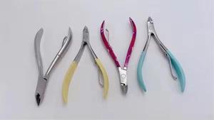 Coupe-ongles en acier inoxydable, lame plate et pointue, durable, pour les doigts, usage adulte, style simple, poignée rose - Product Image 6