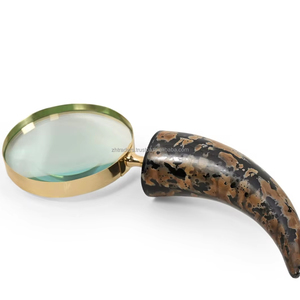 Loupe à poignée en corne de vache et de buffle, article de décoration unique à prix abordable - Product Image 1