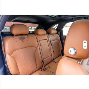 EN STOCK: Bentley Bentayga W12 SUV Usado, Transmisión Manual, Volante a la Izquierda, Interior Oscuro, Motor Turbo, Asientos de Cuero, Neumáticos R21 - Product Image 3
