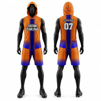 Uniforme de football 7v7 à manches courtes 100% polyester unisexe, style tendance, couleur unique, protection UV, respirant, service OEM