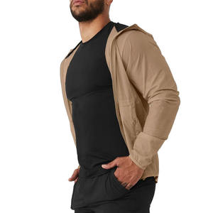 Veste coupe-vent à capuche pour homme, vert clair, fermeture éclair, fine, sportive, pour le printemps et les activités de plein air - Product Image 2