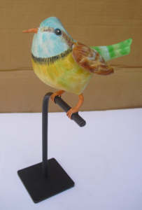 Oiseau en fer peint sur support - Product Image 2