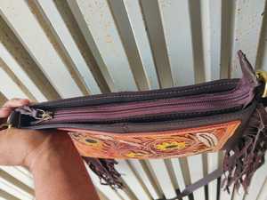 Bolso de Hombro de Cuero Genuino para Mujer, Estilo Bohemio con Diseño Floral de Girasol, Borlas y Flecos, Cierre de Cremallera, Correa Única, para Uso Diario - Product Image 2