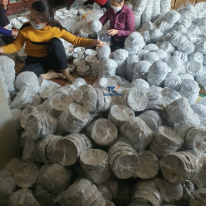 ชุดถ้วยไอศกรีมกะลามะพร้าวธรรมชาติขัดเงาแฮนด์เมดสำหรับเครื่องดื่มพร้อมฐานผลิตในเวียดนาม - Product Image 5