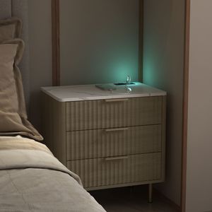 Comodino Moderno in Legno con Stazione di Ricarica Intelligente e Luce Notturna, Elegante Mobile Contenitore per Camera da Letto - Product Image 3