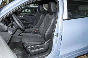 Volkswagen Tiguan L Pro 380TSI AWD R-Line Premium Edition <span class=keywords><strong>2026</strong></span> - Product Image 4