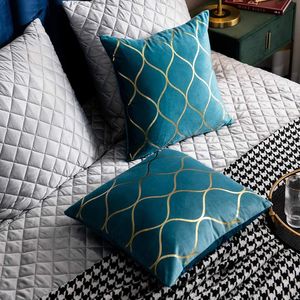 Fodere per cuscini in velluto dorato 18x18 pollici, confezione da 2, federe decorative quadrate per letto, divano, soggiorno in turchese - Product Image 1