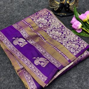 Sari de Seda Paithani de Crepé Khadi de Lujo con Tejido de Jari Dorado y Diseño de Pavo Real, Borlas de Pallu Ricas, Blusa con Ribete, Largo hasta el Suelo, de Secado Rápido - Product Image 4