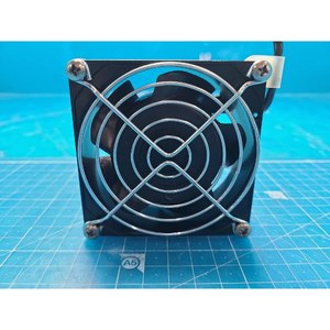 Mechatronik UF80A UF80A23 BWH AC Axiallüfter Gebraucht Als Ist-Wesenheit Bestehende Halbleiterausrüstungsteile - Product Image 5