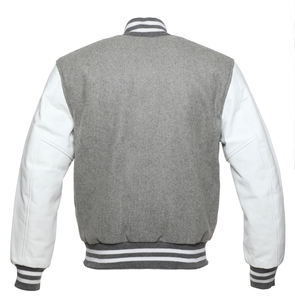 Veste de baseball de qualité supérieure, sur mesure, pour équipe universitaire, corps gris, manches en cuir blanc. - Product Image 3