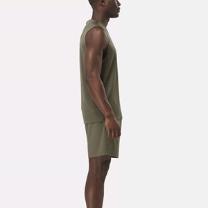 เสื้อกล้ามออกกำลังกายผู้ชายผ้าคอตตอน 95% สแปนเด็กซ์ 5% สำหรับเล่นกีฬา เพาะกาย วิ่ง  รับผลิตเสื้อกล้ามเปล่าราคาถูก พิมพ์โลโก้ตามสั่ง - Product Image 6