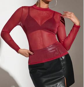 T-shirt de yoga et de fitness respirant pour femme, coupe ajustée, en maille filet, style crop top - T-shirts personnalisables à manches longues en maille transparente - Product Image 3