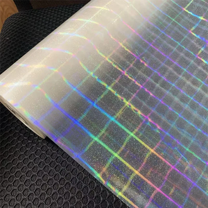Película de Laminación en Frío Holográfica Transparente, Resistente al Agua y a los Arañazos, Autoadhesiva, para Impresión y Embalaje - Product Image 3