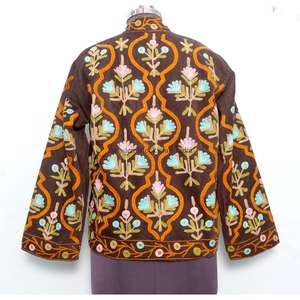 Veste décontractée pour femme, faite à la main, écologique, d'inspiration plage, pour l'hiver, avec fermeture à boutons, broderie florale, en coton cotrize - Product Image 5