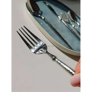 Ensemble d'argenterie polie brillante Hôtels Restaurants Vaisselle Décorative En Acier Inoxydable Minimaliste Couverts Et Couverts Ensemble de 5 - Product Image 5