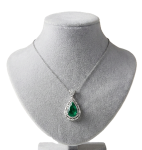 Collar con colgante de halo de piedra de nacimiento, con esmeralda de corte pera y diamante de laboratorio, de oro macizo de 10K y 14K, collar de novia de alta joyería - Product Image 5