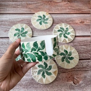 Sous-verres ronds faits à la main en nacre, lot de 6, motif feuille verte incrustée, avec support de rangement, diamètre 10 cm, de REHMAN CRAFT - Product Image 4