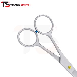 Ciseaux de coiffure classiques TSI Barber, ciseaux professionnels de salon pour une coupe de cheveux contrôlée et des résultats de coiffage impeccables, professionnels - Product Image 5