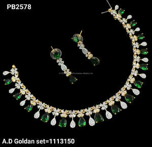 ชุดสร้อยคอเพชรเม็ดเดียวชุบเงินแบบอเมริกันคลาสสิกชุดสร้อยคอเพชรพร้อมต่างหูชุดของขวัญสำหรับผู้หญิง - Product Image 3