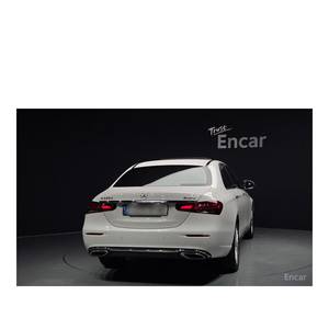 Mercedes-Benz Clase E E220d 4MATIC Exclusive, Modelo Marzo 2023, 56,425 km, Caja de Cambios Automática, Asientos de Cuero, Cámara Trasera, Diésel, Volante a la Izquierda - Product Image 4