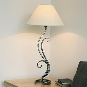 Lampe de table industrielle en fer en forme de cloche avec base E26 AC, abat-jour en tissu de taille moyenne pour salon, chevet, bureau - Product Image 1