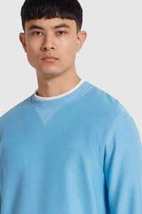 Pull en maille bleu clair à col rond pour homme, coupe classique, couleur unie, décontracté, pour l'automne, fabricant de Sialkot, OEM ODM - Product Image 6