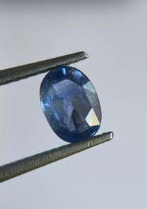 Zafiro azul natural de 0.85 quilates, zafiro azul ovalado de las minas de Ceilán, zafiro azul de Sri Lanka. - Product Image 3