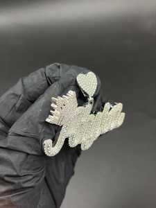 Colgante con Nombre Personalizado, Chapado en Rodio, Plata 925, Diseño de Corazón con Moissanita, Regalo Unisex de Lujo - Product Image 2