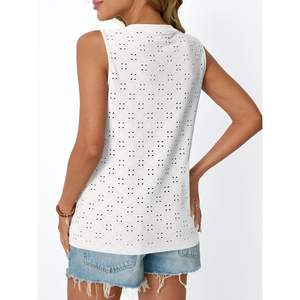 2025 camisetas sin mangas de verano 2025 para mujer, camisetas de ganchillo sin mangas con ojales 3D, trajes informales para vacaciones en la playa de primavera - Product Image 1