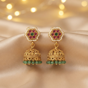 Boucles d'oreilles Jhumka en laiton plaqué or, style antique traditionnel, imitation florale, avec pierres taille émeraude et perles, pour fiançailles - Product Image 4