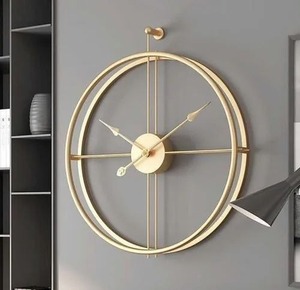 Horloge murale design à mouvement mécanique, horloge sonnante, décoration de bureau moderne, horloge murale en métal noir - Product Image 1