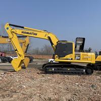 Excavatrice hydraulique sur chenilles KOMATSU PC240 de 24 tonnes, très demandée, faible nombre d'heures, bon état, peinture d'origine, occasion, en stock
