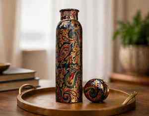 Bouteille d'eau en cuivre pur artisanale de qualité supérieure, imprimé floral vintage, gourde design anti-fuite, multifonctionnelle, idéale pour les cadeaux promotionnels - Product Image 1