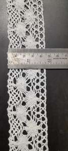 Encaje Crosiya de calidad premium con elegante diseño de crochet hecho a mano para prendas étnicas y de moda. - Product Image 4